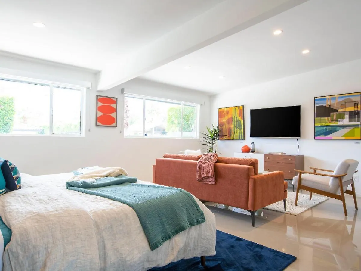 West Elm House: The Seven-Eighty Villa Palm Springs